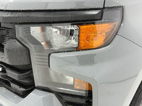 Used 2024 Chevrolet Silverado 1500 Custom RWD image 6
