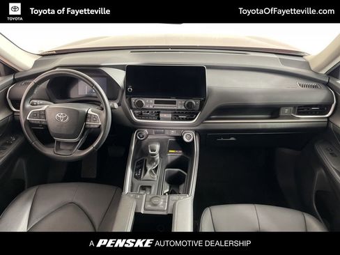 Certified 2024 Toyota Grand Highlander XLE image 20