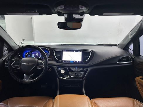 Used 2022 Chrysler Pacifica Pinnacle image 41