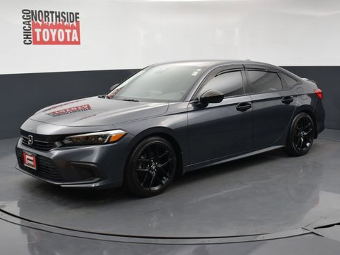 Used 2024 Honda Civic Sport image 8