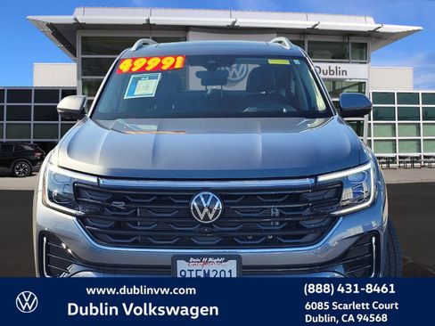 Certified 2025 Volkswagen Atlas SEL Premium R-Line image 2