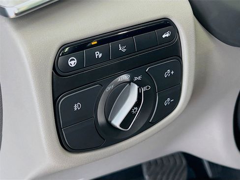 Used 2024 INFINITI QX50 Sensory w/ Accent Package image 23