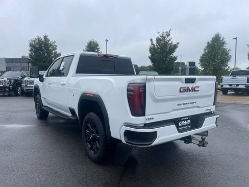 Used 2026 GMC Sierra 2500 AT4 w/ AT4 Premium Plus Package AWD/4WD image 10