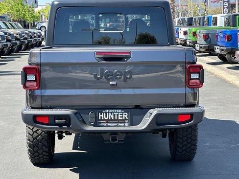 New 2026 Jeep Gladiator Mojave AWD/4WD image 6