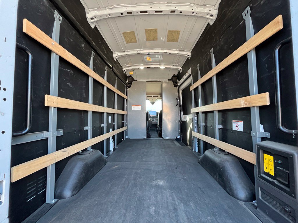 Used 2022 Ford E-Transit 148 High Roof w/ Load Area Protection Package RWD image 8