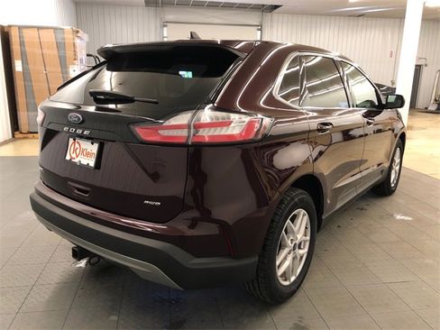 Used 2022 Ford Edge SEL w/ Convenience Package image 12
