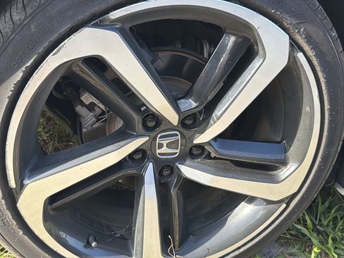 Used 2021 Honda Accord Sport Special Edition image 11