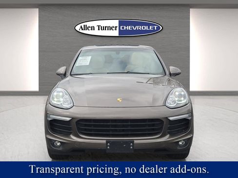 Used 2016 Porsche Cayenne image 4