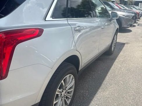 Used 2018 Cadillac XT5 Luxury FWD image 7