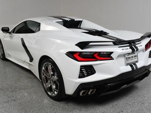 Used 2022 Chevrolet Corvette Stingray Premium Conv w/ Z51 Performance Package RWD image 12
