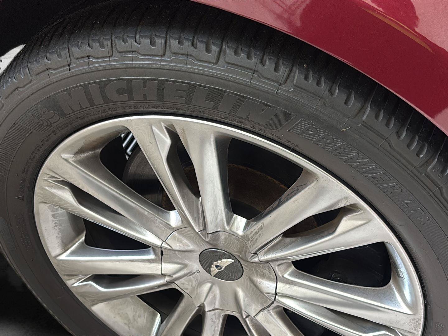 Used 2012 Hyundai Genesis 4.6 RWD image 9