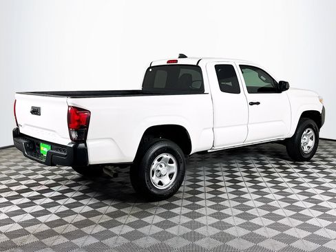 Used 2021 Toyota Tacoma SR image 10
