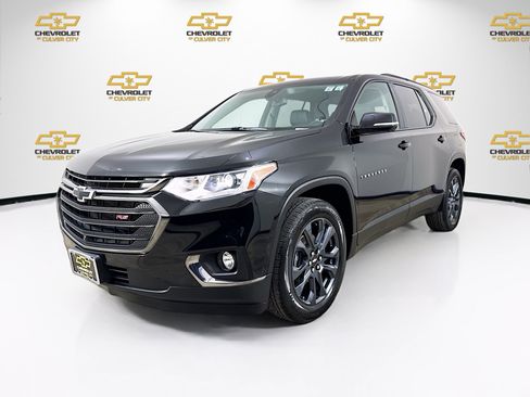 Used 2020 Chevrolet Traverse RS FWD image 3