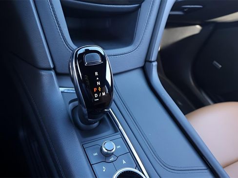 New 2025 Cadillac XT5 Premium Luxury image 26