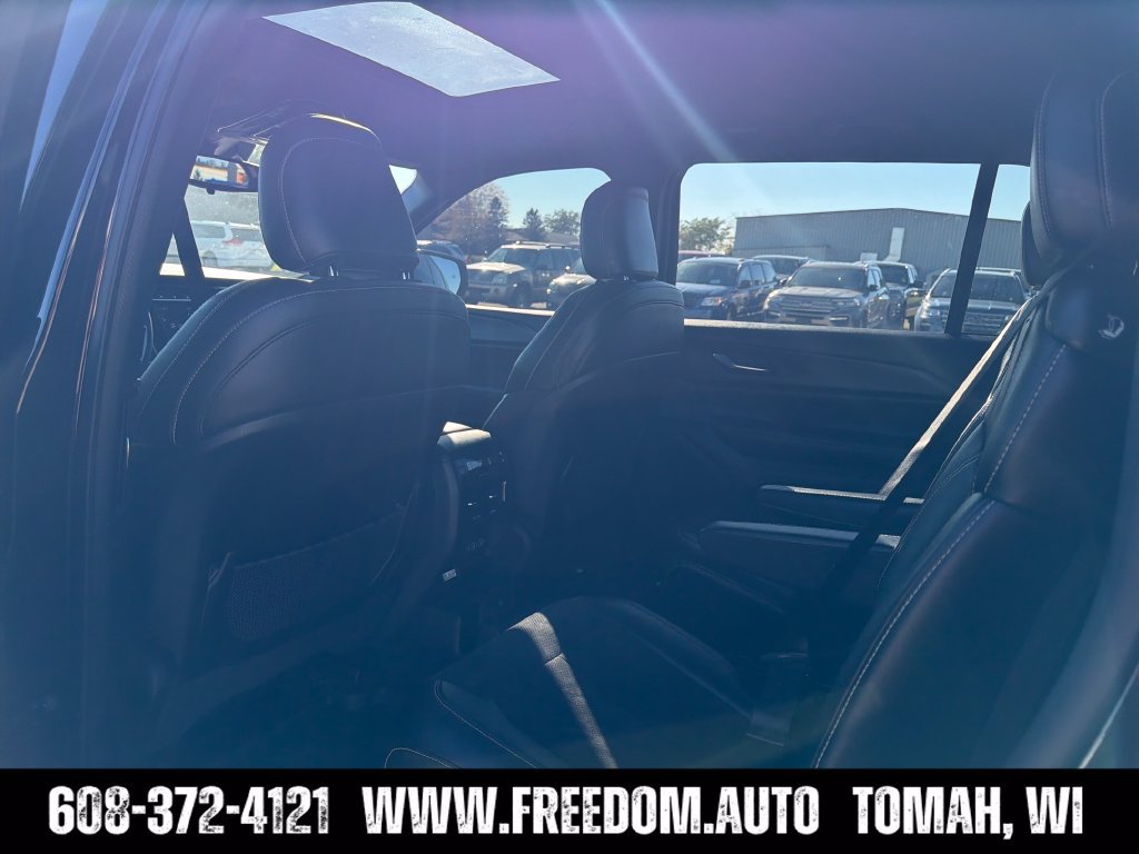 Used 2024 Jeep Grand Cherokee L Altitude AWD/4WD image 27