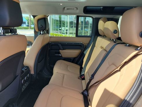 New 2025 Land Rover Defender 110 S AWD/4WD image 16