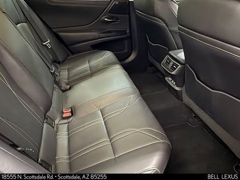Used 2021 Lexus ES 300h w/ Accessory Package FWD image 24