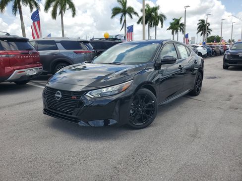 New 2025 Nissan Sentra SR w/ Midnight Edition image 26