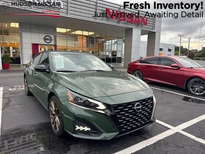 Used 2025 Nissan Altima 2.5 SR