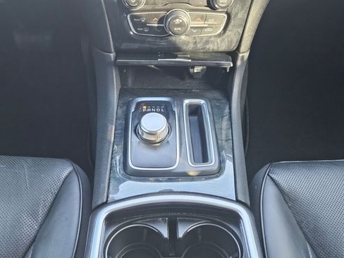 Certified 2023 Chrysler 300 Touring L w/ Popular Equipment Group image 13