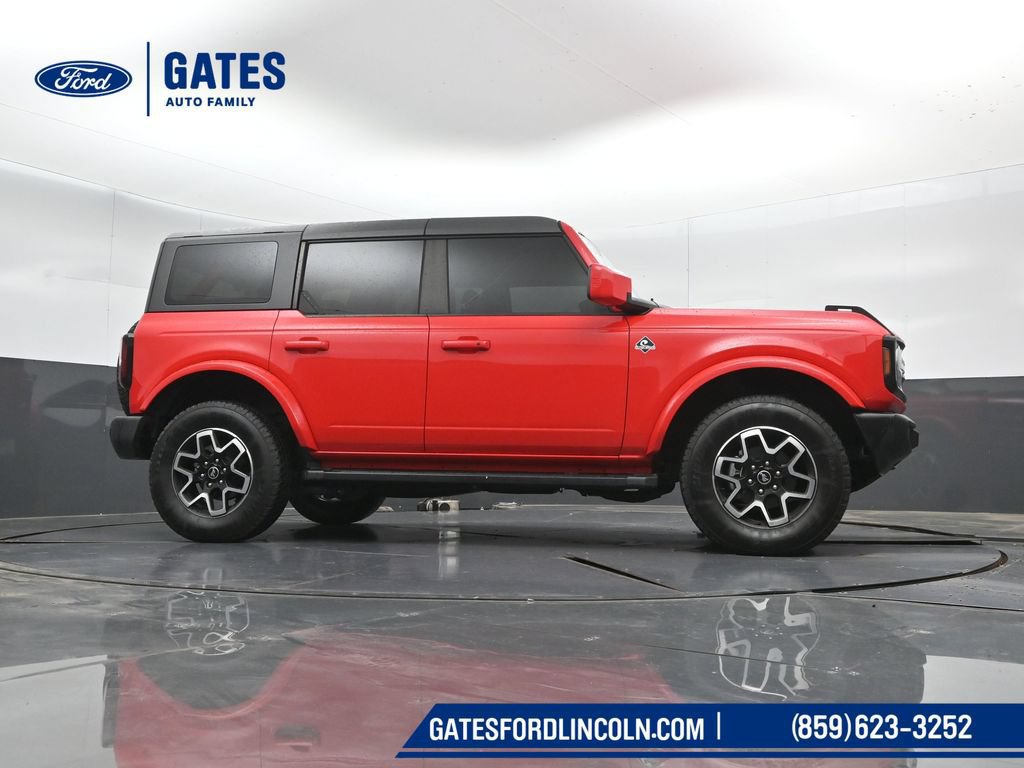 Used 2023 Ford Bronco Outer Banks AWD/4WD image 38