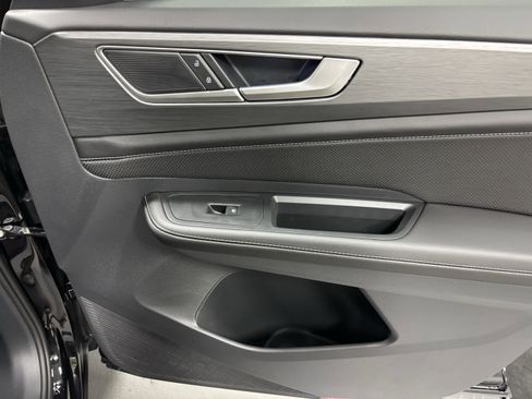 New 2026 Volkswagen Atlas Cross Sport SE image 10