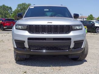 New 2025 Jeep Grand Cherokee L Altitude video 2