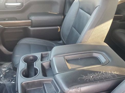 Used 2019 Chevrolet Silverado 1500 LT w/ Texas Edition image 11