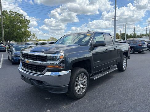 Used 2019 Chevrolet Silverado 1500 LT image 3