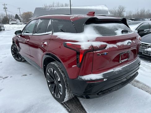 Used 2024 Chevrolet Blazer EV RS image 3