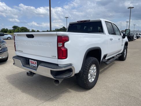 Used 2023 Chevrolet Silverado 2500 LTZ w/ Gooseneck/5TH Wheel Package AWD/4WD image 4
