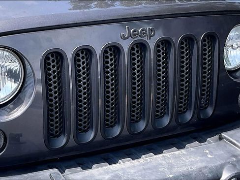 Used 2016 Jeep Wrangler Sport w/ Quick Order Package 24S AWD/4WD image 29