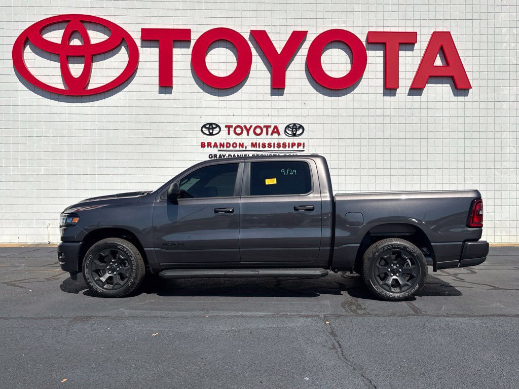 Used 2026 RAM 1500 Express AWD/4WD image 5