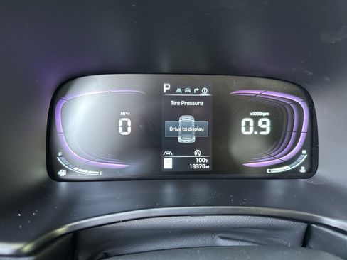 Used 2023 Kia Soul EX image 21