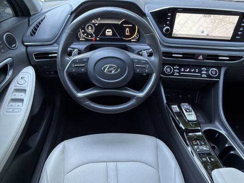 Used 2022 Hyundai Sonata Limited FWD image 11