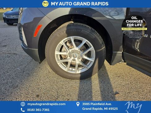 Used 2023 Chevrolet Equinox LT AWD/4WD image 29