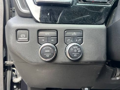 Used 2023 GMC Sierra 1500 Elevation AWD/4WD image 19
