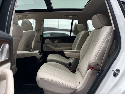 Certified 2022 Mercedes-Benz GLS 450 4MATIC image 61