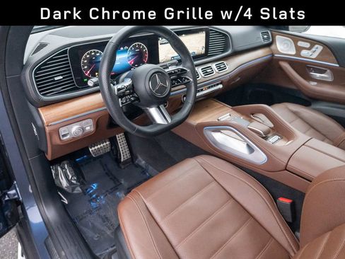 Used 2024 Mercedes-Benz GLS 450 4MATIC image 12