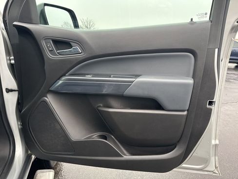 Used 2018 Chevrolet Colorado Z71 image 38