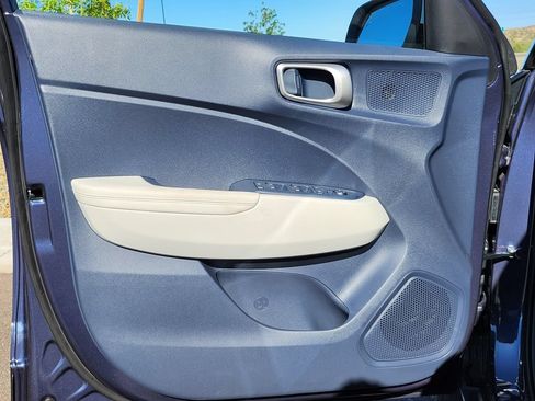New 2026 Hyundai Venue SEL FWD image 29