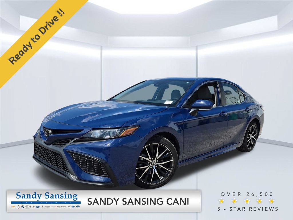 Used 2024 Toyota Camry SE FWD image 1