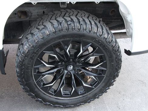 Used 2020 Chevrolet Silverado 1500 LT Trail Boss w/ Convenience Package AWD/4WD image 30
