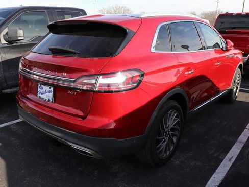 Used 2020 Lincoln Nautilus Reserve image 3