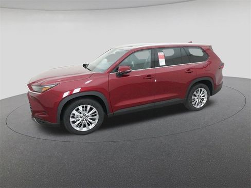 New 2026 Toyota Grand Highlander Platinum image 2