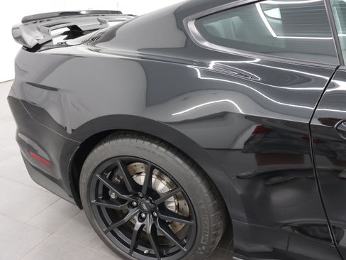 Used 2018 Ford Mustang Shelby GT350 w/ Electronics Package RWD image 25