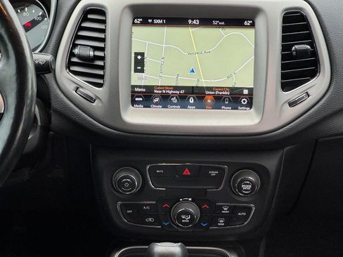Used 2020 Jeep Compass High Altitude image 13