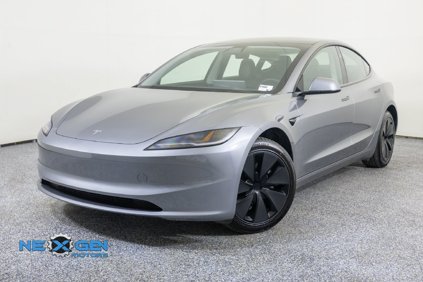 Used 2025 Tesla Model 3 Long Range RWD image 4