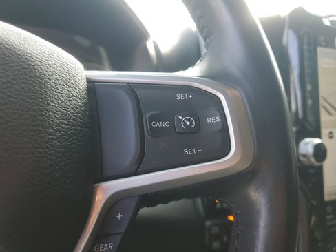 Used 2023 RAM 1500 Big Horn AWD/4WD image 16