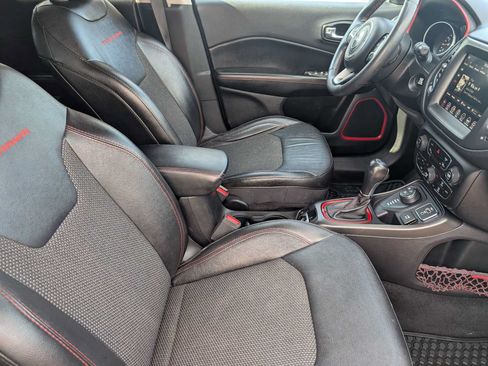 Used 2021 Jeep Compass Trailhawk AWD/4WD image 27